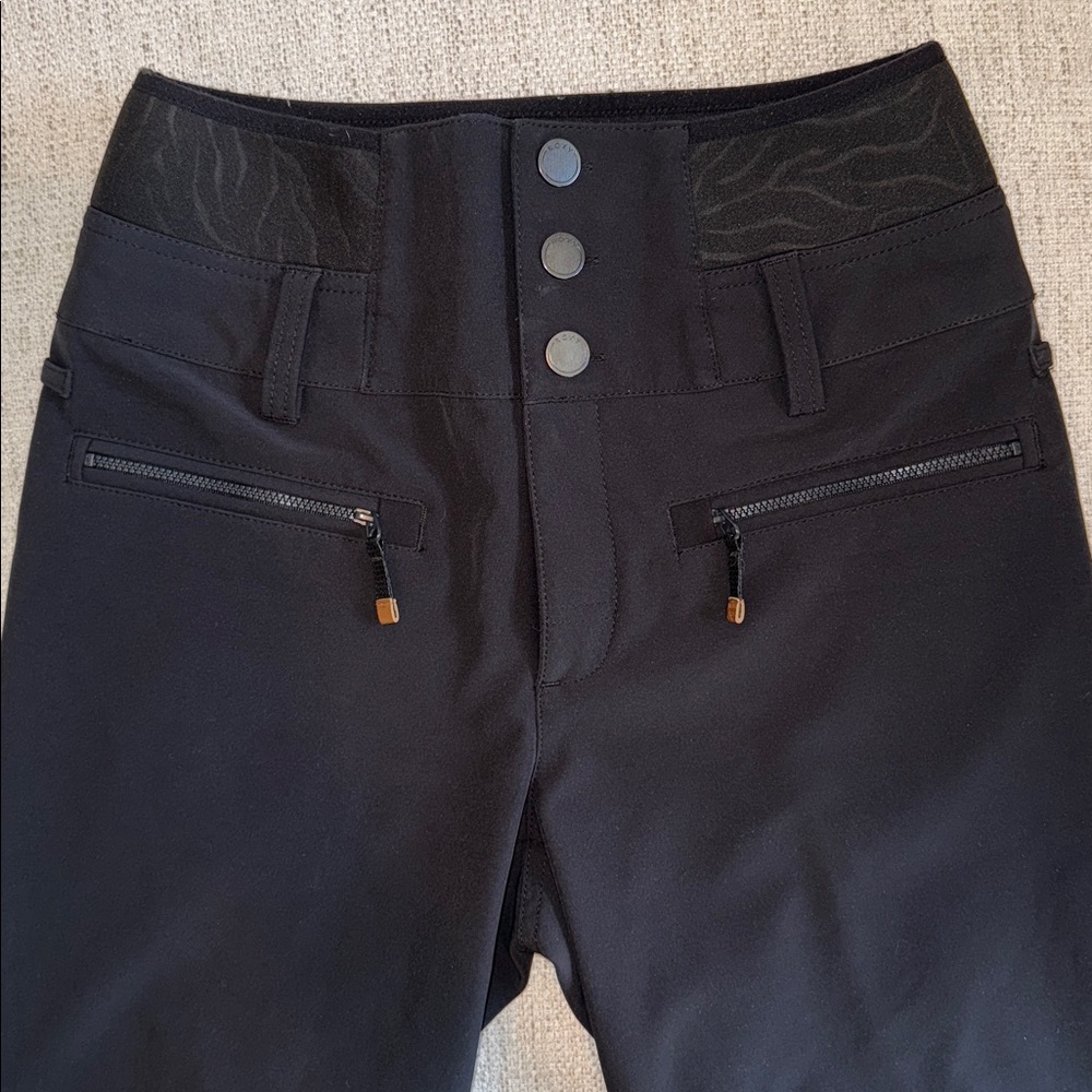 Roxy Women's Black Small Snow pants dry flight technology 15K
